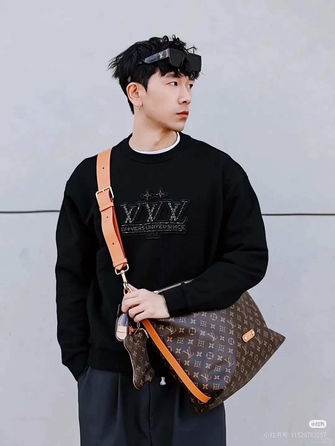 Louis Vuitton/ 25Fw logo